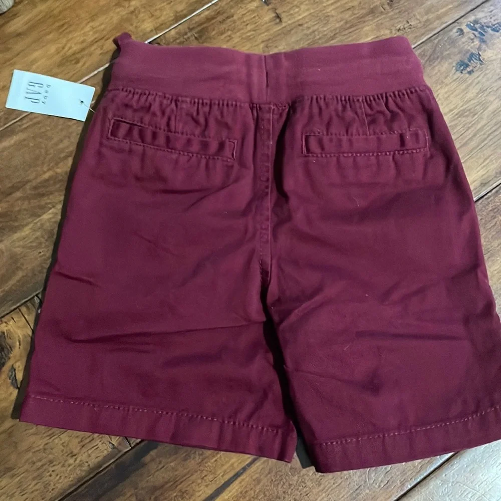Gap Shorts NEW - Picture 5 of 7